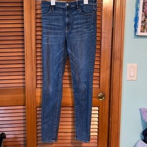 American Eagle Super High Rise Jegging